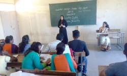 Compulsory English 'Seminar Presentation'